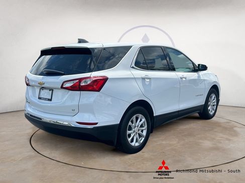 Used 2020 Chevrolet Equinox LT w/ Driver Convenience Package FWD image 3