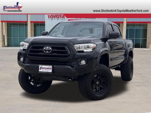 Used 2020 Toyota Tacoma SR5 image 1