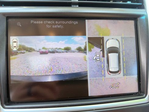Used 2016 Lincoln MKX Reserve w/ Luxury Package FWD image 17