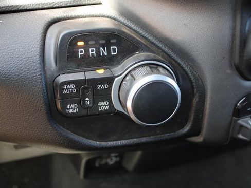 Used 2021 RAM 1500 Big Horn image 24