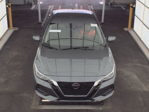 Used 2023 Nissan Sentra SV image 2