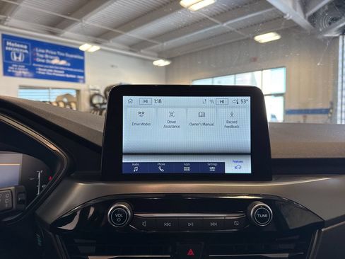 Used 2025 Ford Escape Active AWD/4WD image 12
