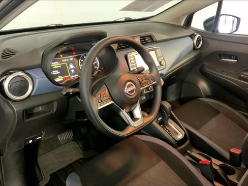 Used 2025 Nissan Versa SV FWD image 15