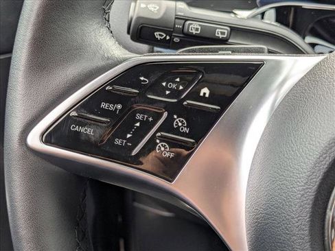 Certified 2025 Mercedes-Benz GLA 250 4MATIC image 16