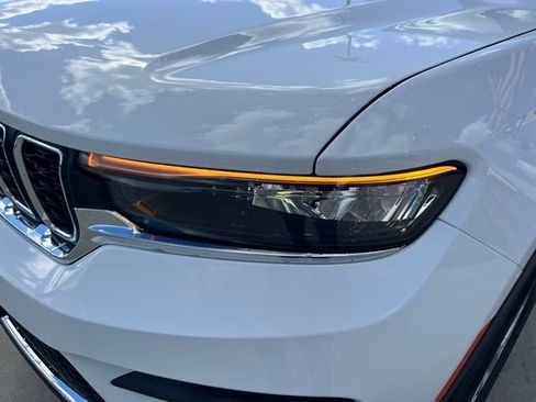 New 2025 Jeep Grand Cherokee Laredo X w/ Luxury Tech Group I image 8