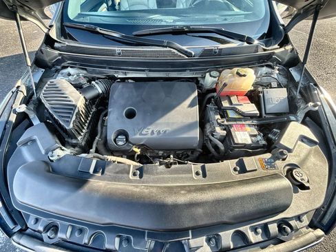 Used 2018 Buick Enclave Premium w/ Trailering Package image 18