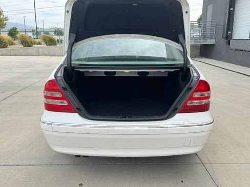 Used 2003 Mercedes-Benz C 240 4MATIC Sedan image 15