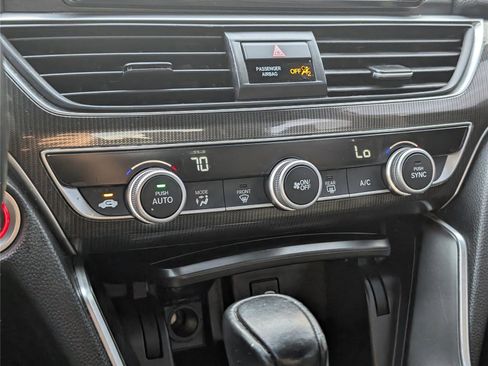 Used 2019 Honda Accord Sport image 17