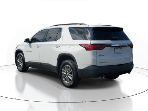 Used 2023 Chevrolet Traverse LT AWD/4WD image 4