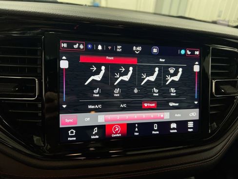 Used 2023 Dodge Durango GT image 17