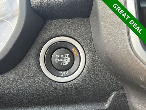 Used 2024 RAM 2500 Big Horn w/ Night Edition AWD/4WD image 25