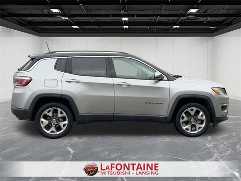 Used 2019 Jeep Compass Limited image 6