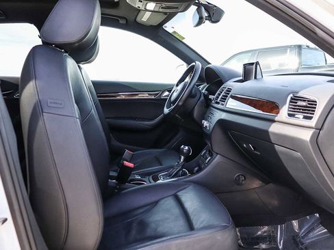 Used 2016 Audi Q3 2.0T Premium Plus w/ Technology Package image 24