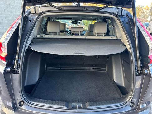 Used 2019 Honda CR-V Touring image 17