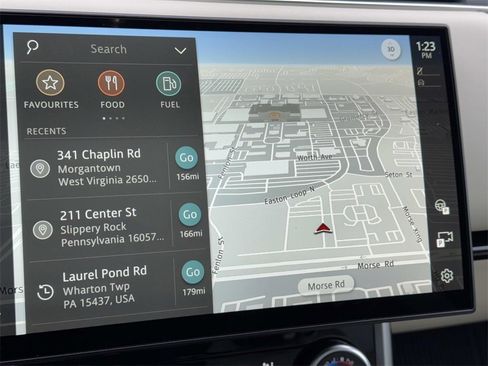 Used 2023 Land Rover Range Rover SE image 24