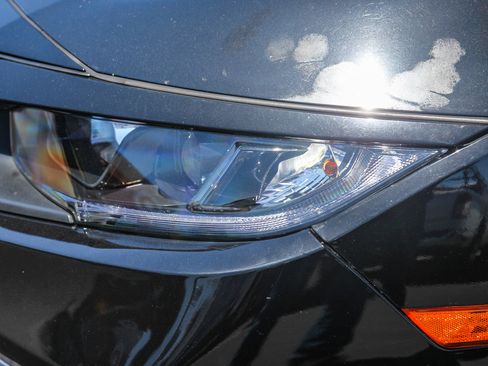 Used 2019 Honda Civic LX image 7