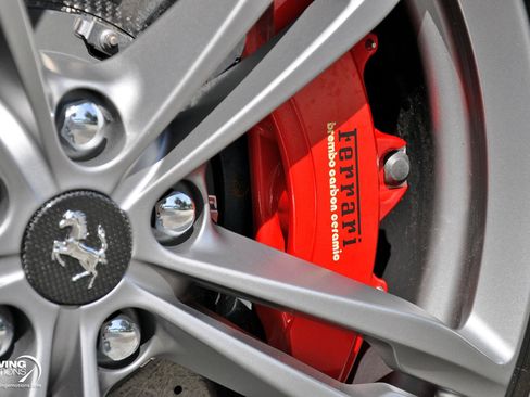 Used 2017 Ferrari GTC4Lusso AWD/4WD image 37