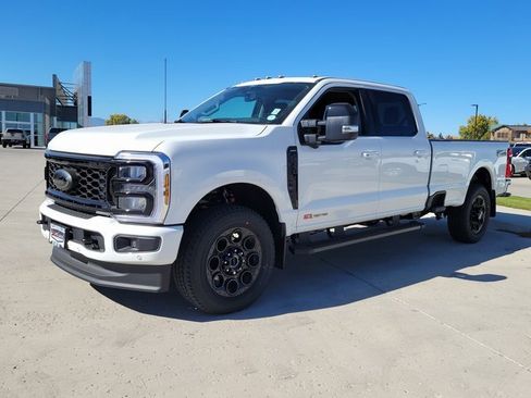 New 2026 Ford F350 Lariat w/ Black Appearance Package image 4