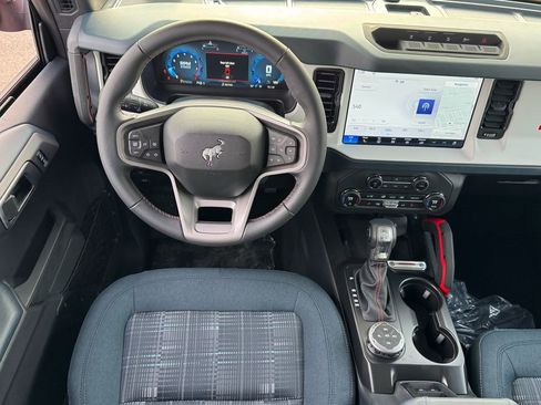 New 2026 Ford Bronco Heritage Edition image 11