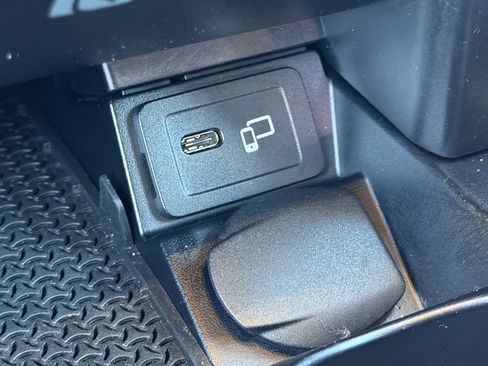 Used 2021 Mercedes-Benz E 350 E 350 image 30