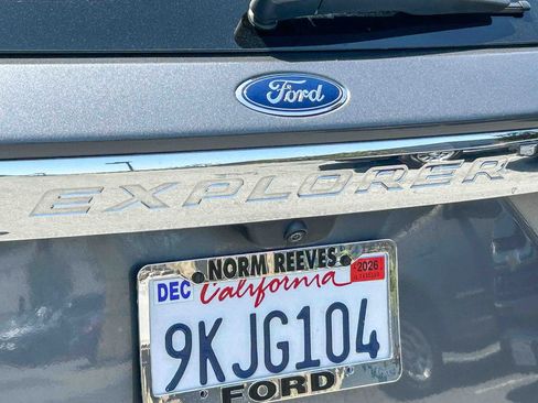 Used 2023 Ford Explorer XLT w/ Equipment Group 202A RWD image 12