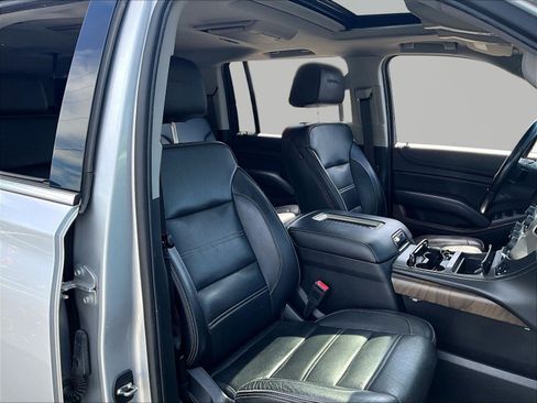 Used 2018 GMC Yukon XL Denali w/ Denali Ultimate Package AWD/4WD image 30