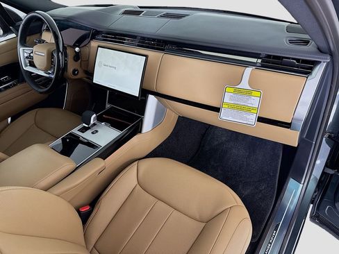 New 2026 Land Rover Range Rover SE AWD/4WD image 18