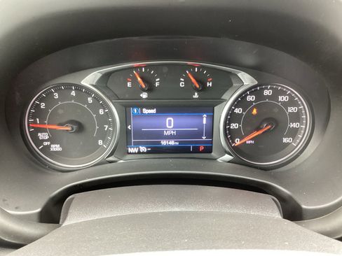 Used 2024 GMC Terrain SLE w/ LPO, Floor Liner Package image 22