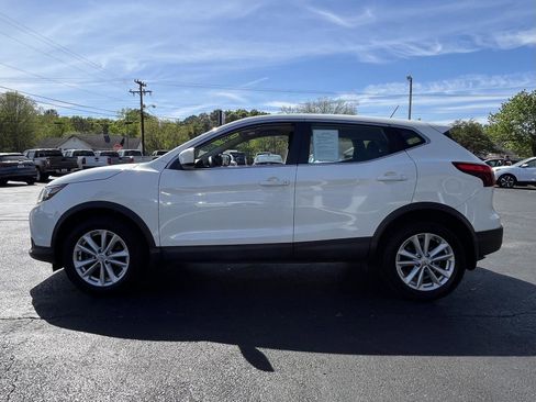 Used 2017 Nissan Rogue Sport S w/ S Appearance Package image 23