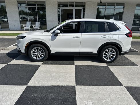 Used 2026 Honda CR-V EX image 1