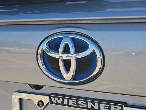 Used 2022 Toyota RAV4 XLE w/ Convenience Package AWD/4WD image 28