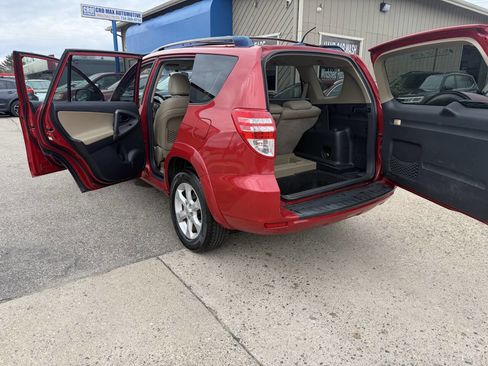 Used 2009 Toyota RAV4 Limited image 27