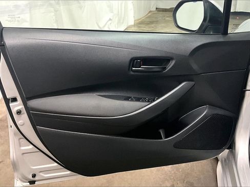 Certified 2024 Toyota Corolla LE FWD image 9