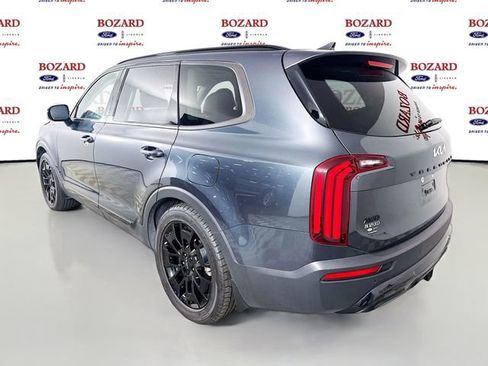 Used 2022 Kia Telluride SX w/ SX Prestige Package image 6
