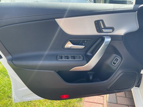 Used 2025 Mercedes-Benz CLA 250 4MATIC image 16