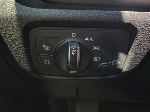 Used 2018 Audi A3 2.0T Premium FWD image 28