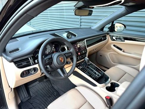 New 2026 Porsche Macan S AWD/4WD image 4