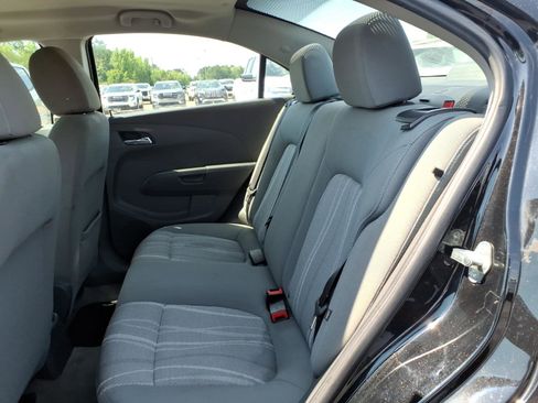 Used 2020 Chevrolet Sonic LT FWD image 22