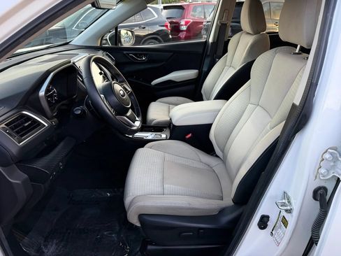 Used 2024 Subaru Ascent Premium w/ Convenience Package AWD/4WD image 12