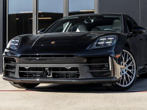 Certified 2026 Porsche Panamera 4 AWD/4WD image 7