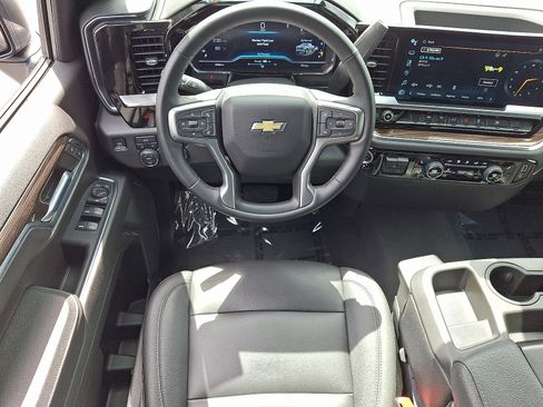 Used 2023 Chevrolet Silverado 1500 LT w/ All Star Edition Plus AWD/4WD image 12
