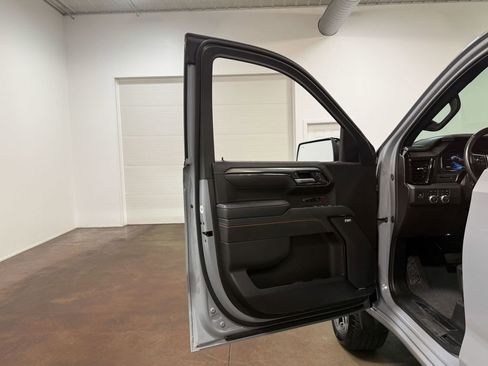 Used 2025 GMC Sierra 1500 AT4 w/ AT4 Preferred Package AWD/4WD image 56