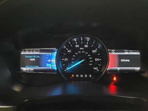 Used 2018 Ford Explorer Limited image 23