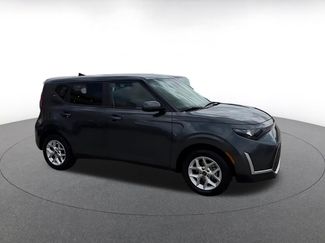 Used 2025 Kia Soul LX w/ LX Technology Package FWD video 2