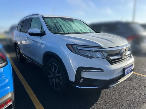 Used 2021 Honda Pilot Touring image 2