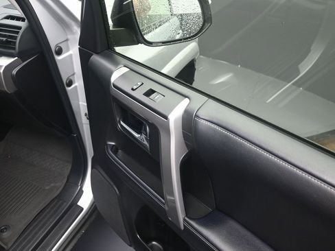 Used 2024 Toyota 4Runner SR5 image 50