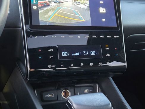 Certified 2023 Hyundai Santa Cruz SEL Premium image 35