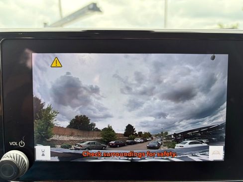 Used 2024 Toyota RAV4 XLE image 21