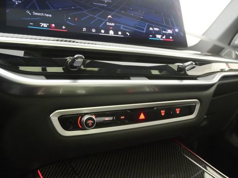 Used 2026 BMW X5 M60i image 26