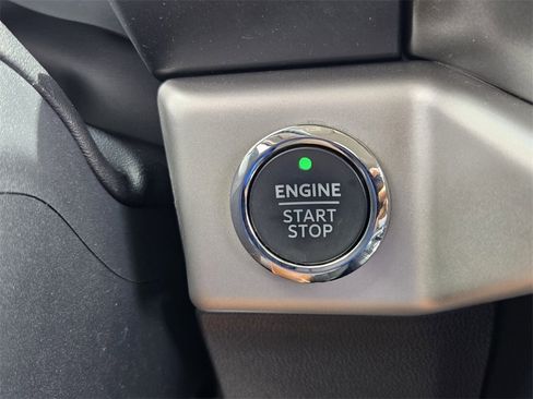 Used 2024 Ford Expedition Max XLT image 22